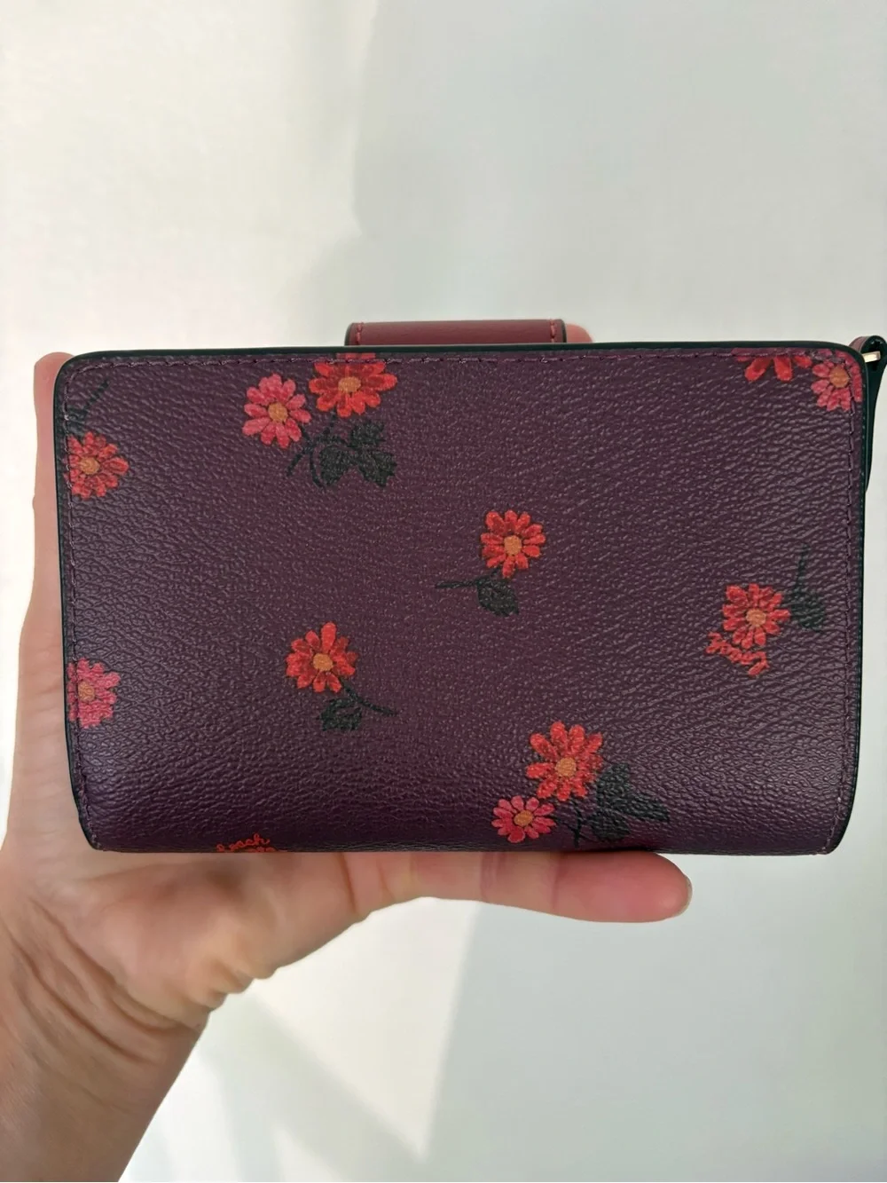 COACH Medium Corner Zip Wallet, Burgundy, Floral - Picture 3 of 9